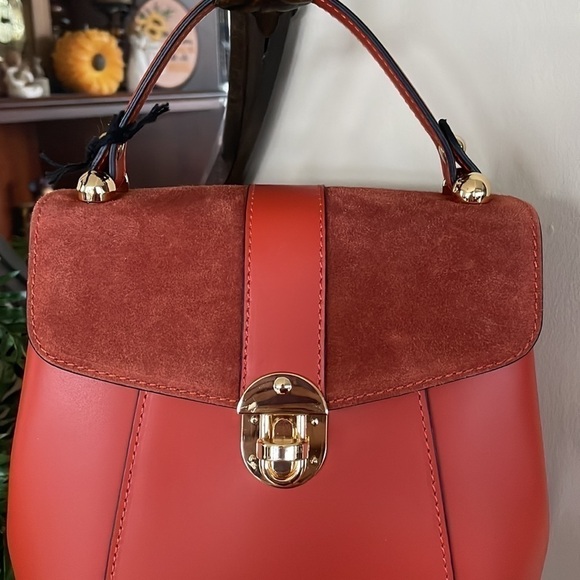 Brand New Viola Castellani Genuine Leather Papaya Orange Backpack Crossbody main image 9
